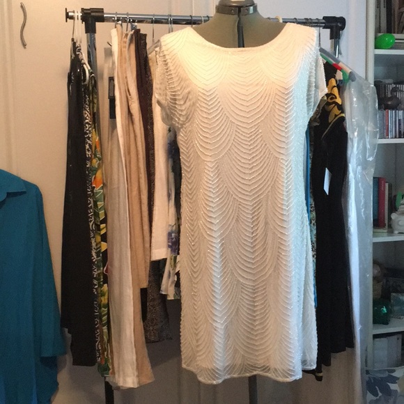 Unknown Dresses & Skirts - White Beaded Dress - Size  10